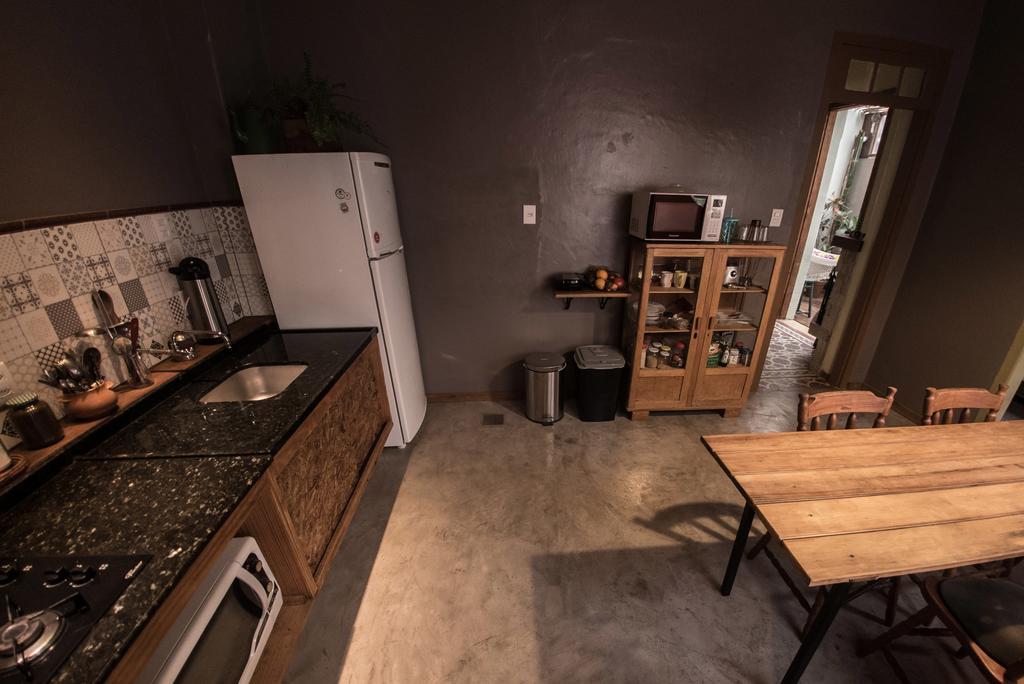 Frida Casa Hostel Пелотас Екстериор снимка